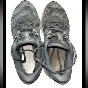 Nike GRAY Downshifter WOMEN’S Size 9, AR4947-001 Running Lace Up Sneakers, 40.5